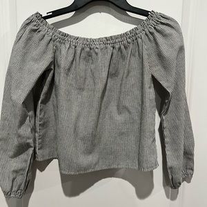 Brandy Melville Cropped Long Sleeve Shirt, Sz S